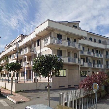 B&B Mary Grace Rossano Stazione Экстерьер фото