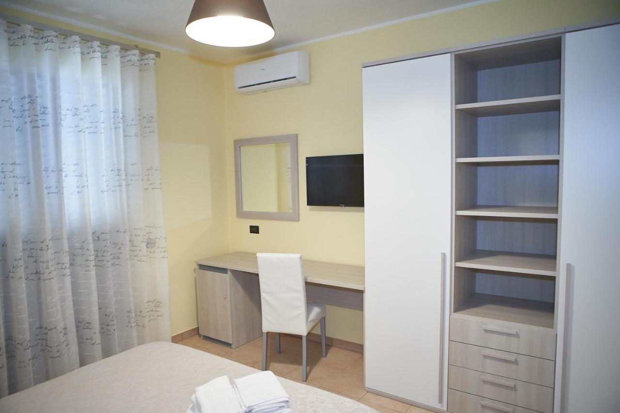 B&B Mary Grace Rossano Stazione Экстерьер фото